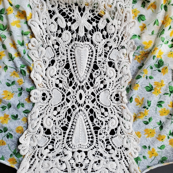 🎈2/$50 Free People Floral & Lace Sleeveless Top - Picture 6 of 9